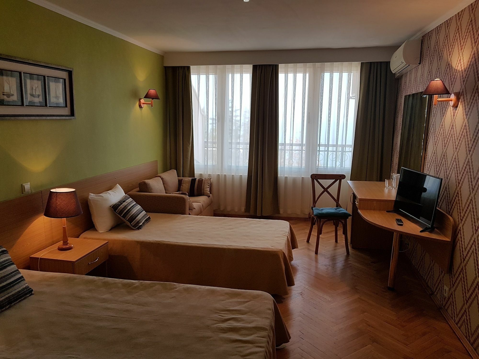 Magnolia Palace Golden Sands Exterior foto